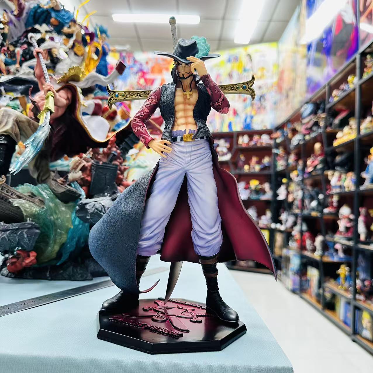 【优质好货】海贼王 霸权社鹰眼 31CM 精致手办摆件