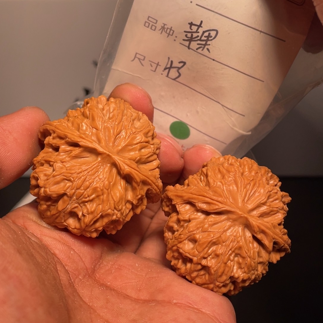 文玩核桃吊坠文玩核桃