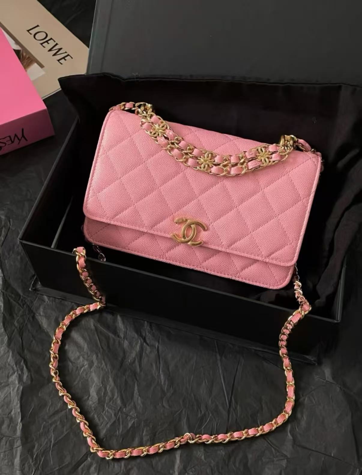 99新 Chanel/香奈儿 22K双链条woc粉色金扣荔枝皮芯片款/52859859