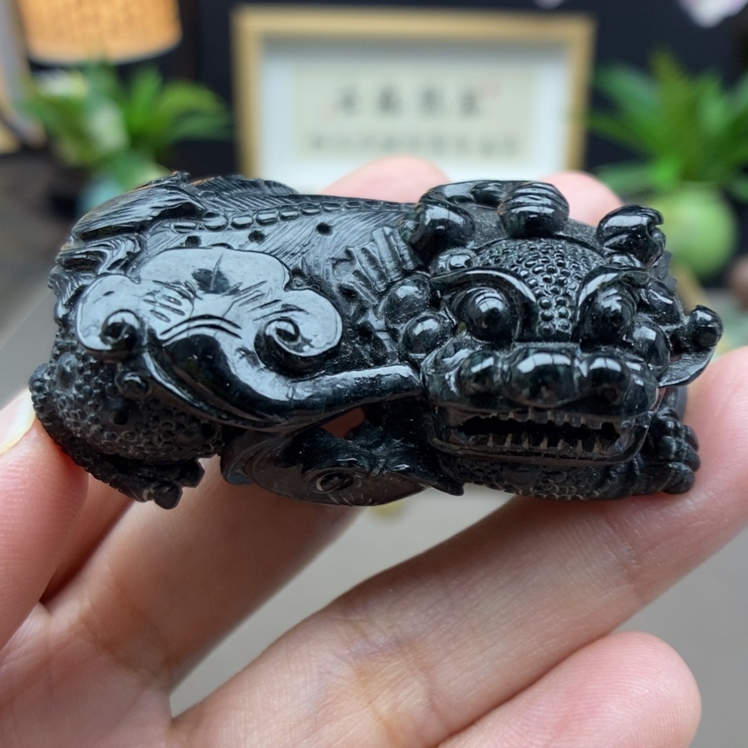 翡翠未镶嵌颈饰吊坠35
