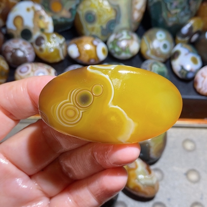 未镶嵌玛瑙/玉髓珠宝半成品36