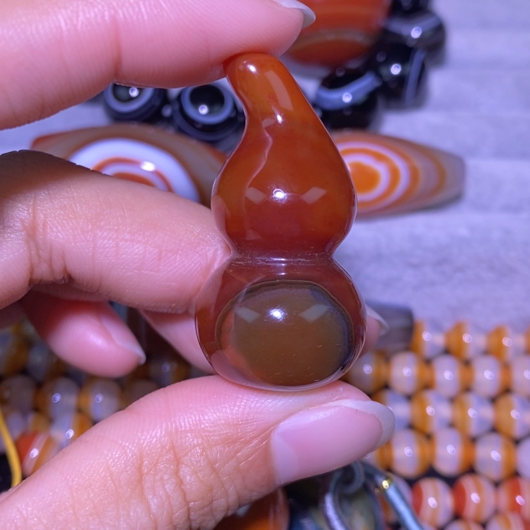 玛瑙/玉髓未镶嵌颈饰