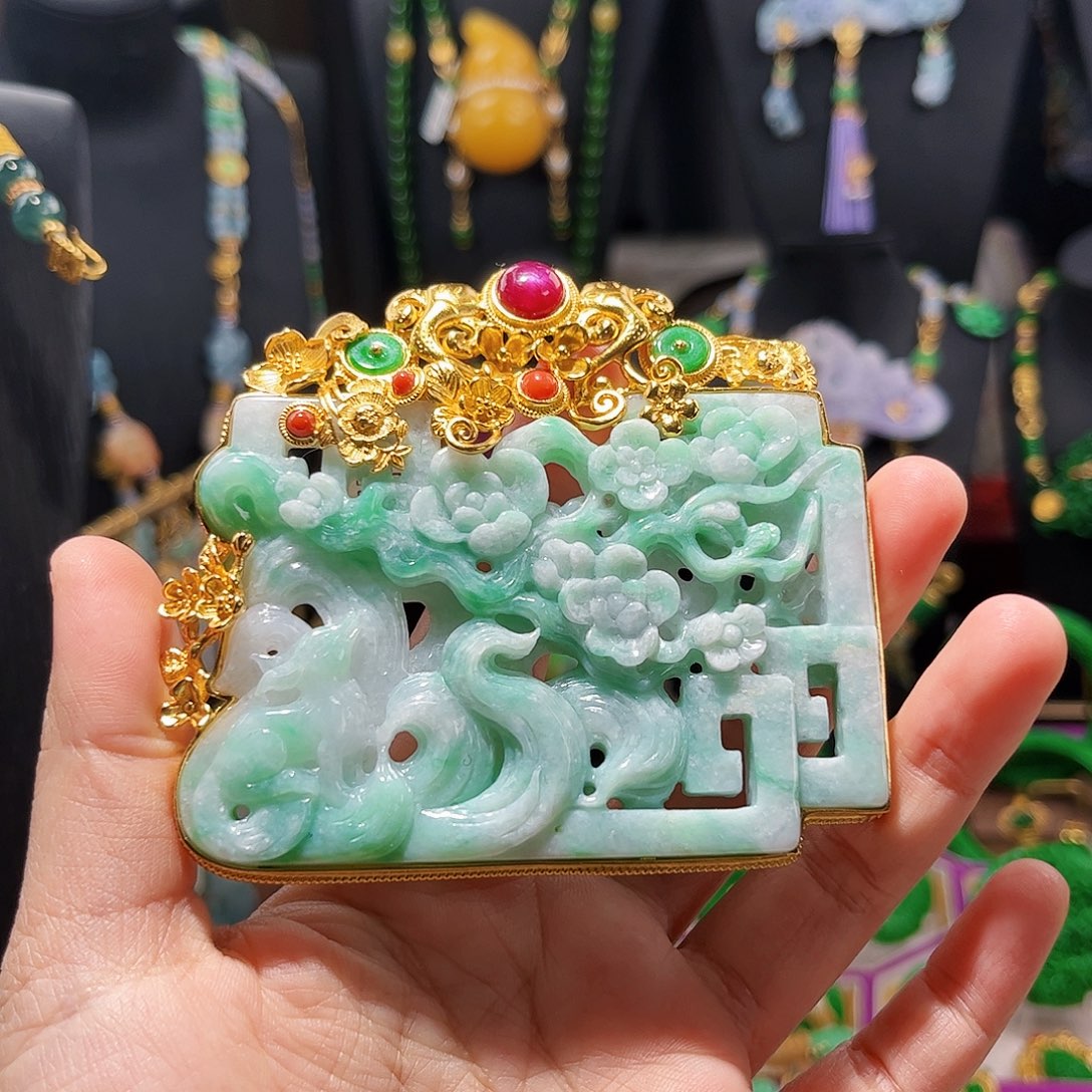 【闪购商品】翡翠吊坠(赠链)银S925镀金镶嵌 九尾