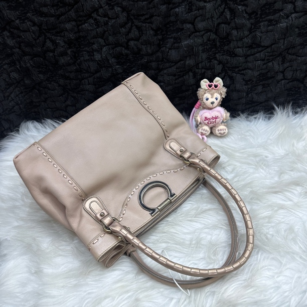 95新 FERRAGAMO/菲拉格慕 菲拉格慕奶茶色托特手提包