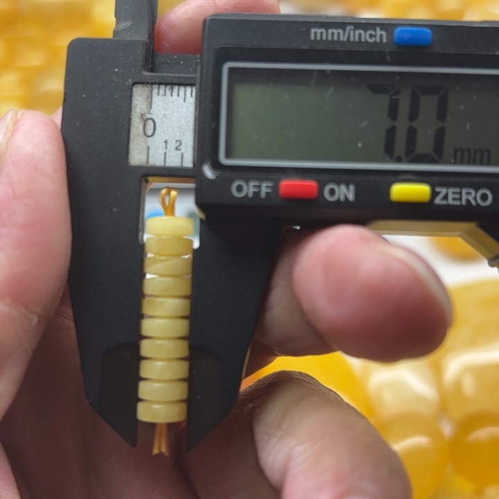 琥珀（矿物珀）未镶嵌裸石