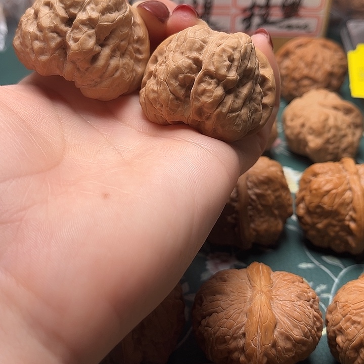 无****延文玩核桃把件42蛤蟆头