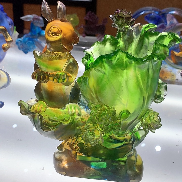 茶盏兔子摆件笔筒