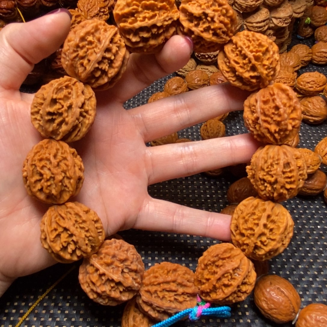 手串文玩核桃宠粉
