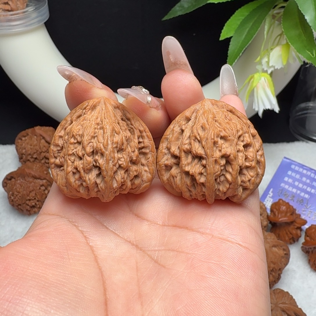 把件文玩核桃37三角密纹