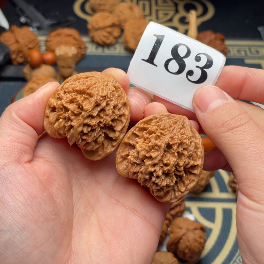 桃核吊坠38满天星183号