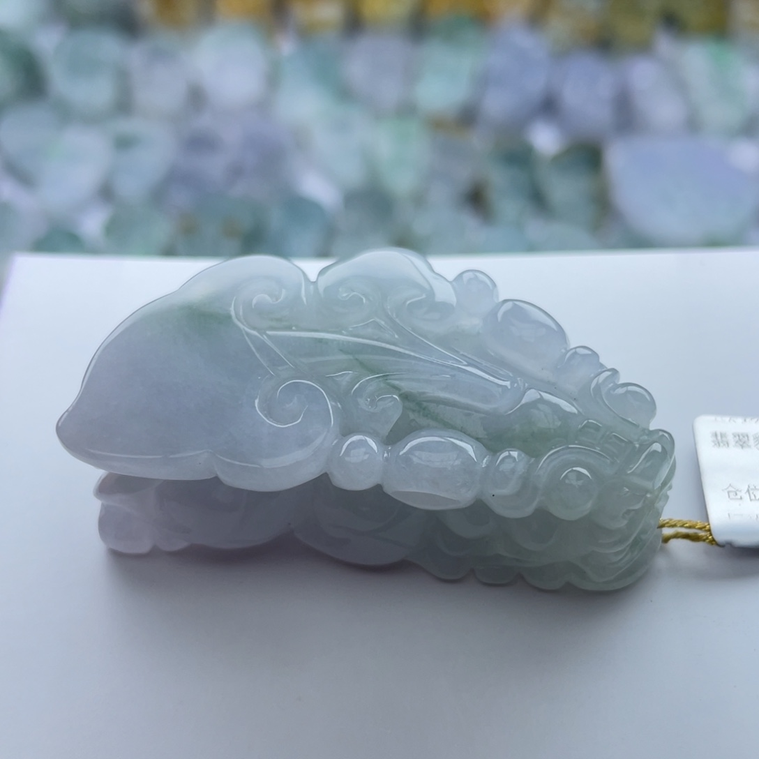 翡翠颈饰未镶嵌貔貅