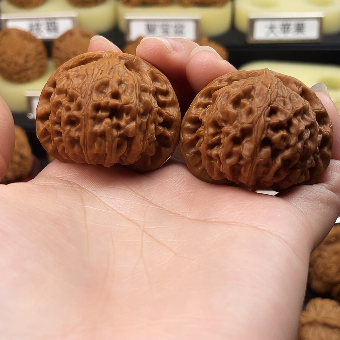 文玩核桃把件V宫灯821