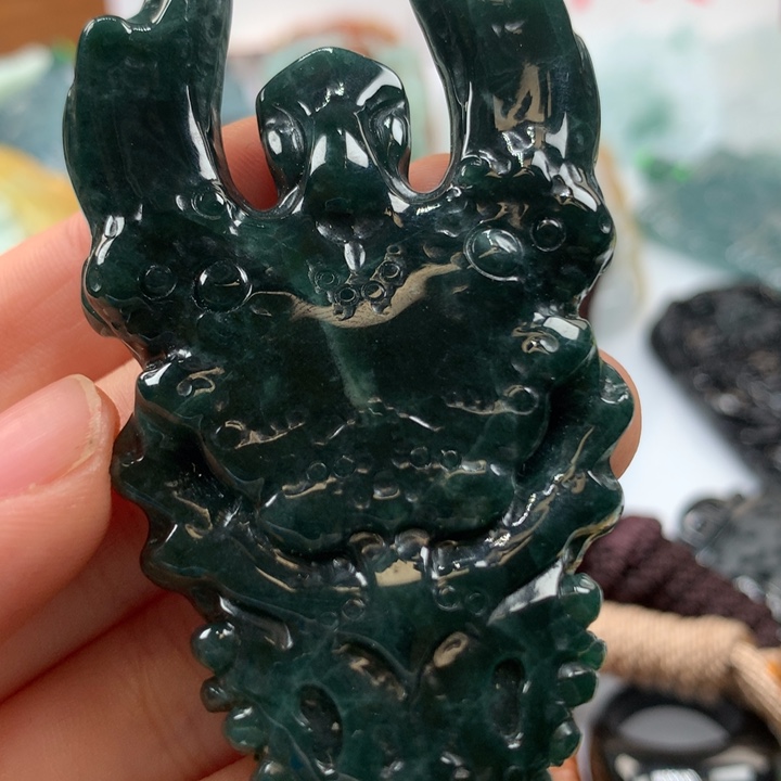 翡翠颈饰未镶嵌保真天然A货翡翠