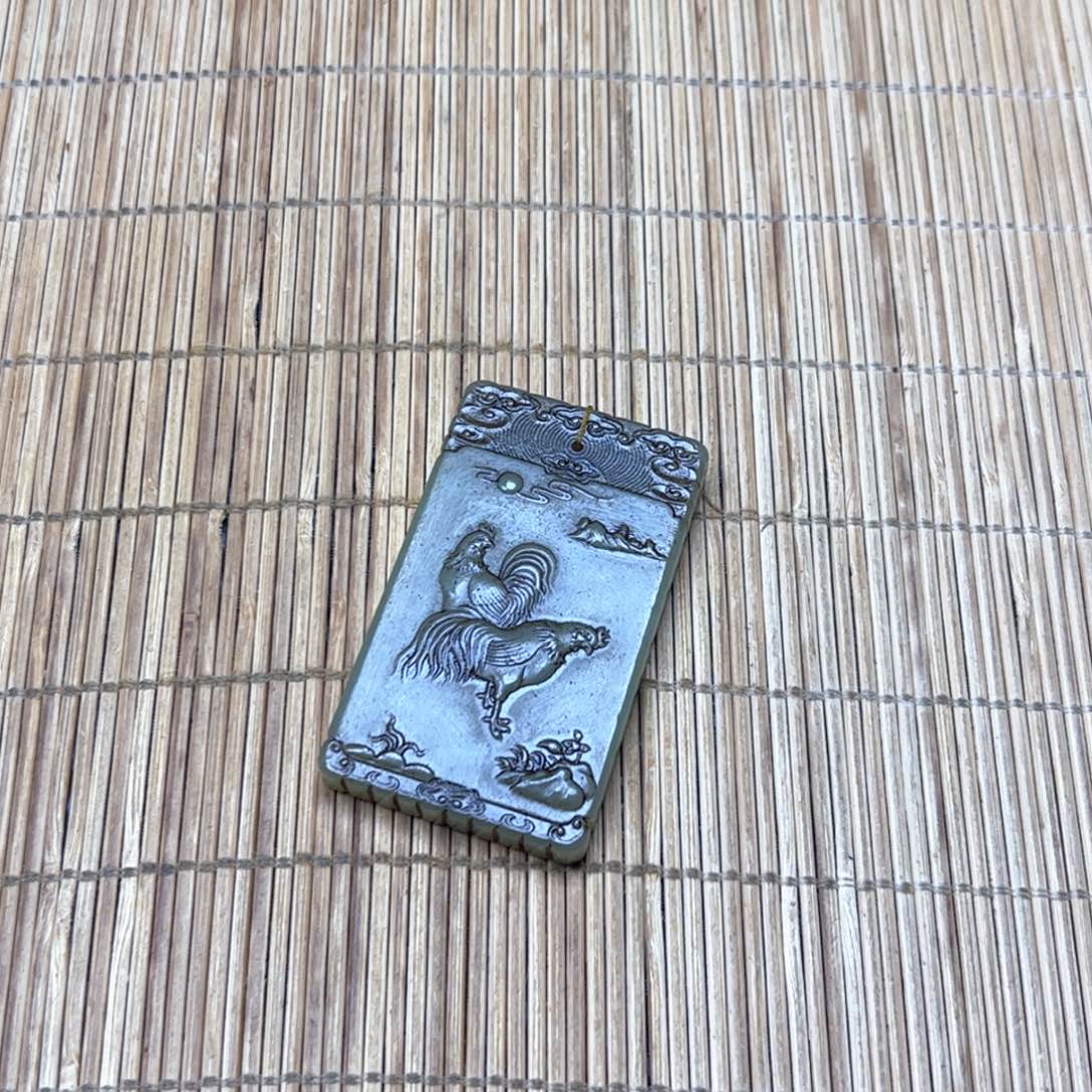 未镶嵌和田玉挂件江*