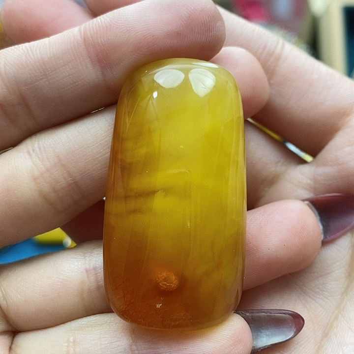 琥珀颈饰未镶嵌吊坠