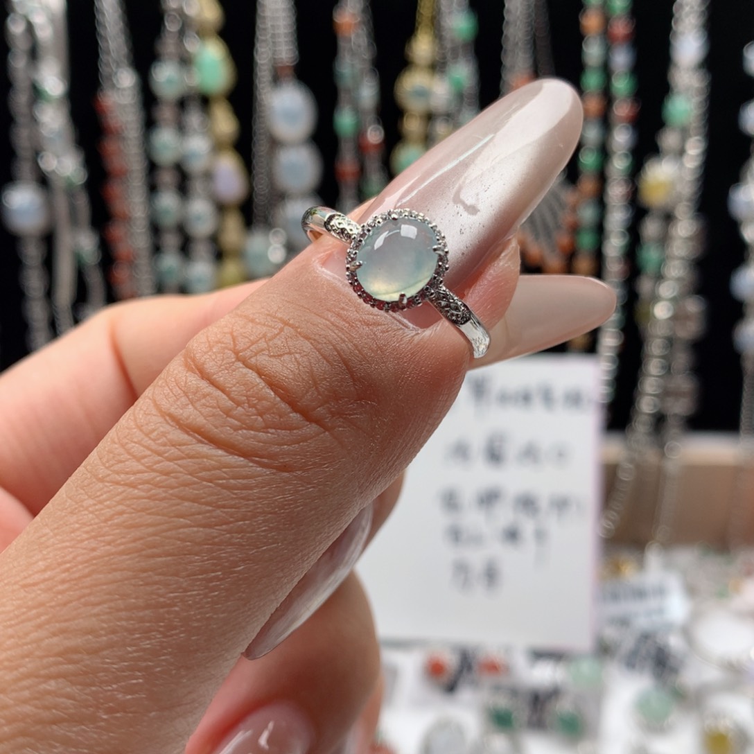 翡翠戒指银S925镶嵌戒指