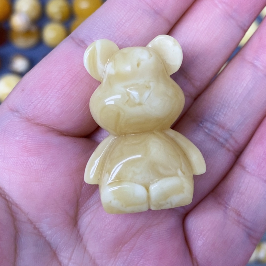 琥珀珠宝奇石未镶嵌