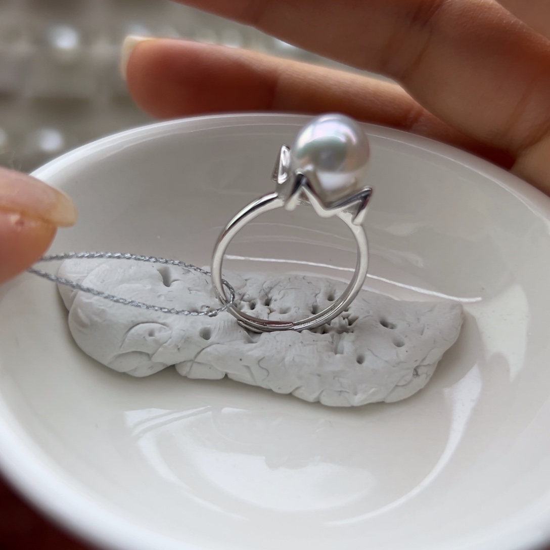 银S925镶嵌戒指海水珍珠澳白字母款戒指近圆无暇9mm