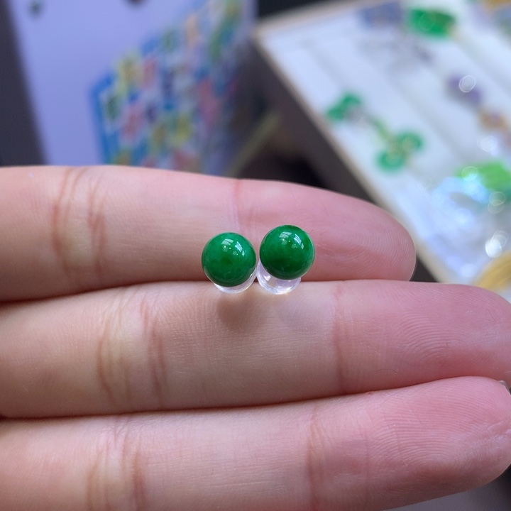 翡翠18K金镶嵌颈饰翡翠