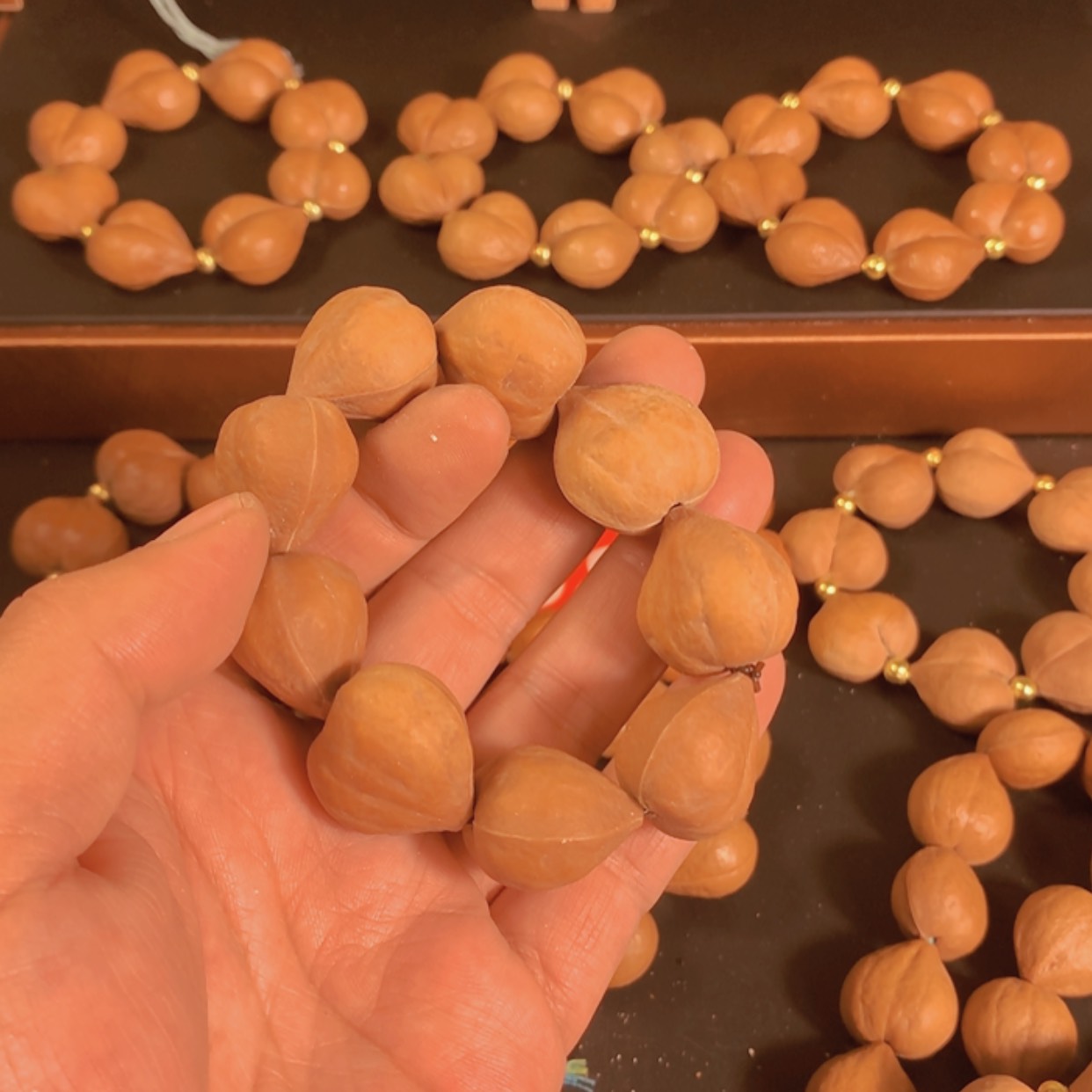 【闪购商品】吊坠桃核`*