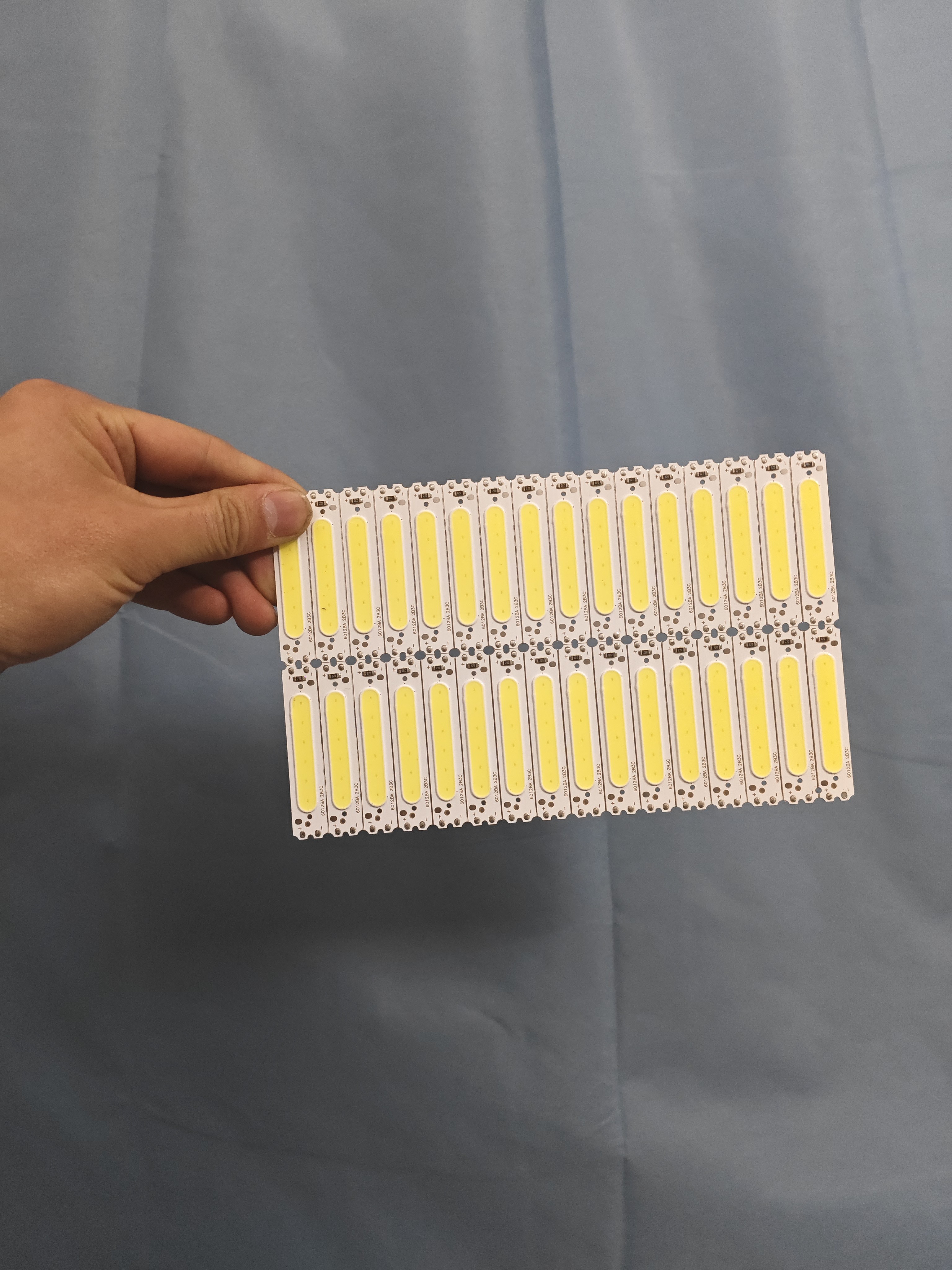 12V灯板COB灯板(32片)