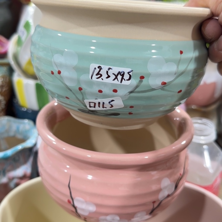 凑9块包邮，有孔，花盆