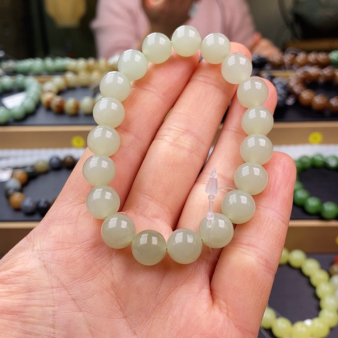 和田玉手链未镶嵌