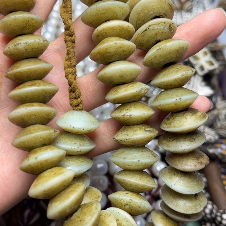 颈饰玻璃7894琉璃一条