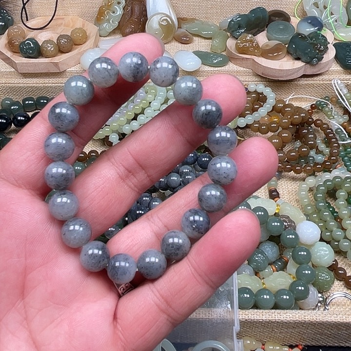 乐***乐手链未镶嵌和田玉（糖玉）