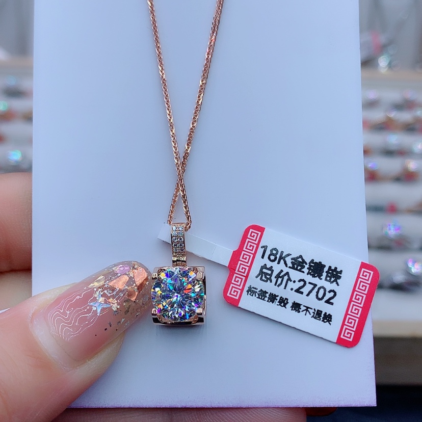 【闪购商品】合成碳硅石（莫桑石）颈饰18K金镶嵌