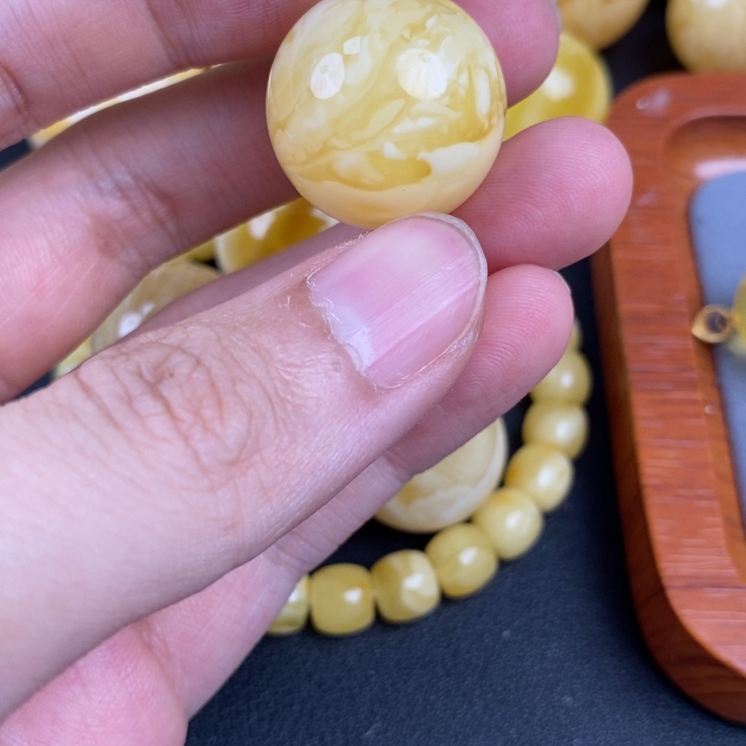 裸石琥珀未镶嵌天阶33