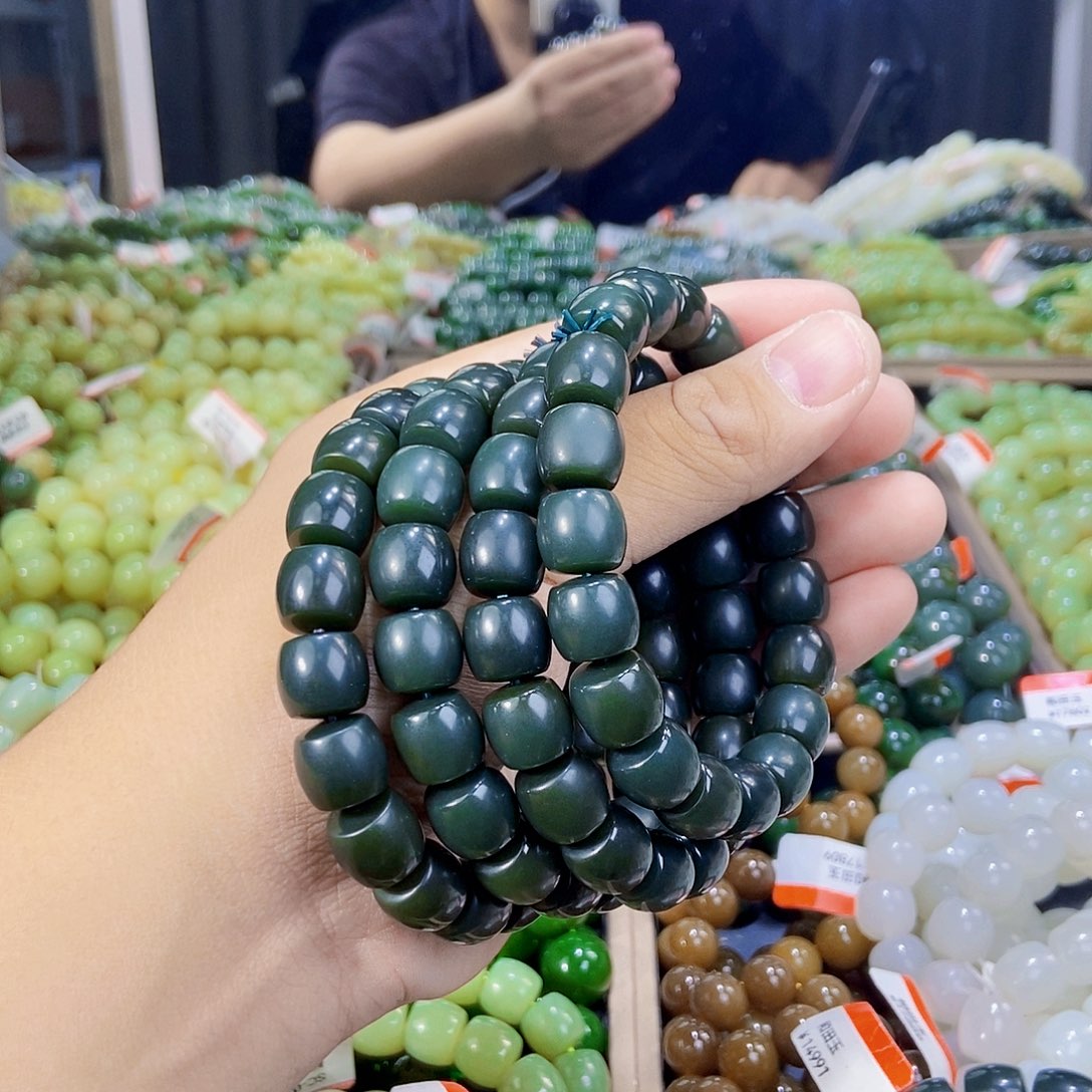 未镶嵌手串和田玉纯天然卡12新疆且末料沙枣青手串多样性发一