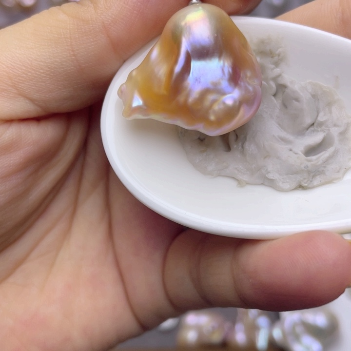 颈饰合金淡水珍珠