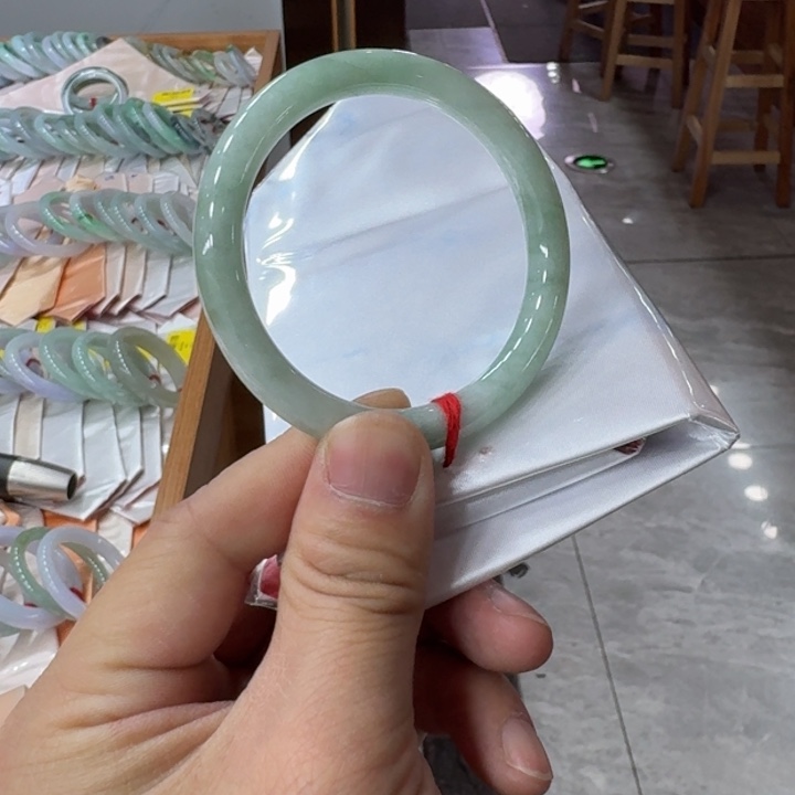 翡翠手镯未镶嵌纯天然缅甸翡翠A货买断