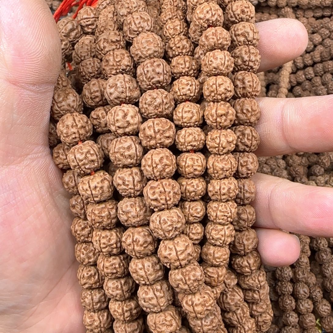 吊坠金刚菩提神户梅花，小姐姐同款，尺寸9+ 12+都有