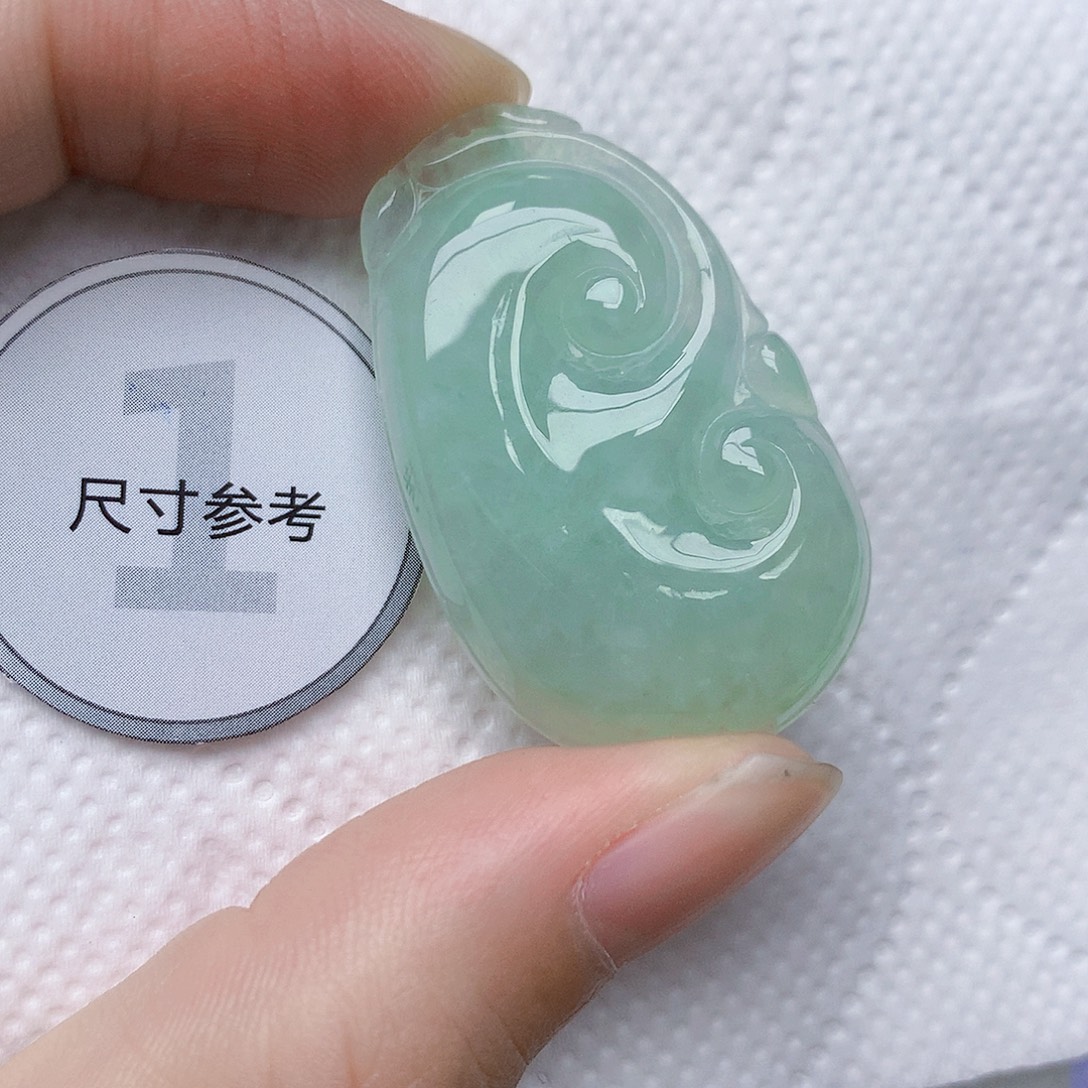 翡翠未镶嵌颈饰天然A货翡翠