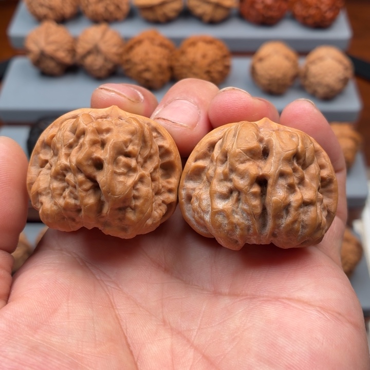 就***儿文玩核桃把件怀柔蛤蟆头