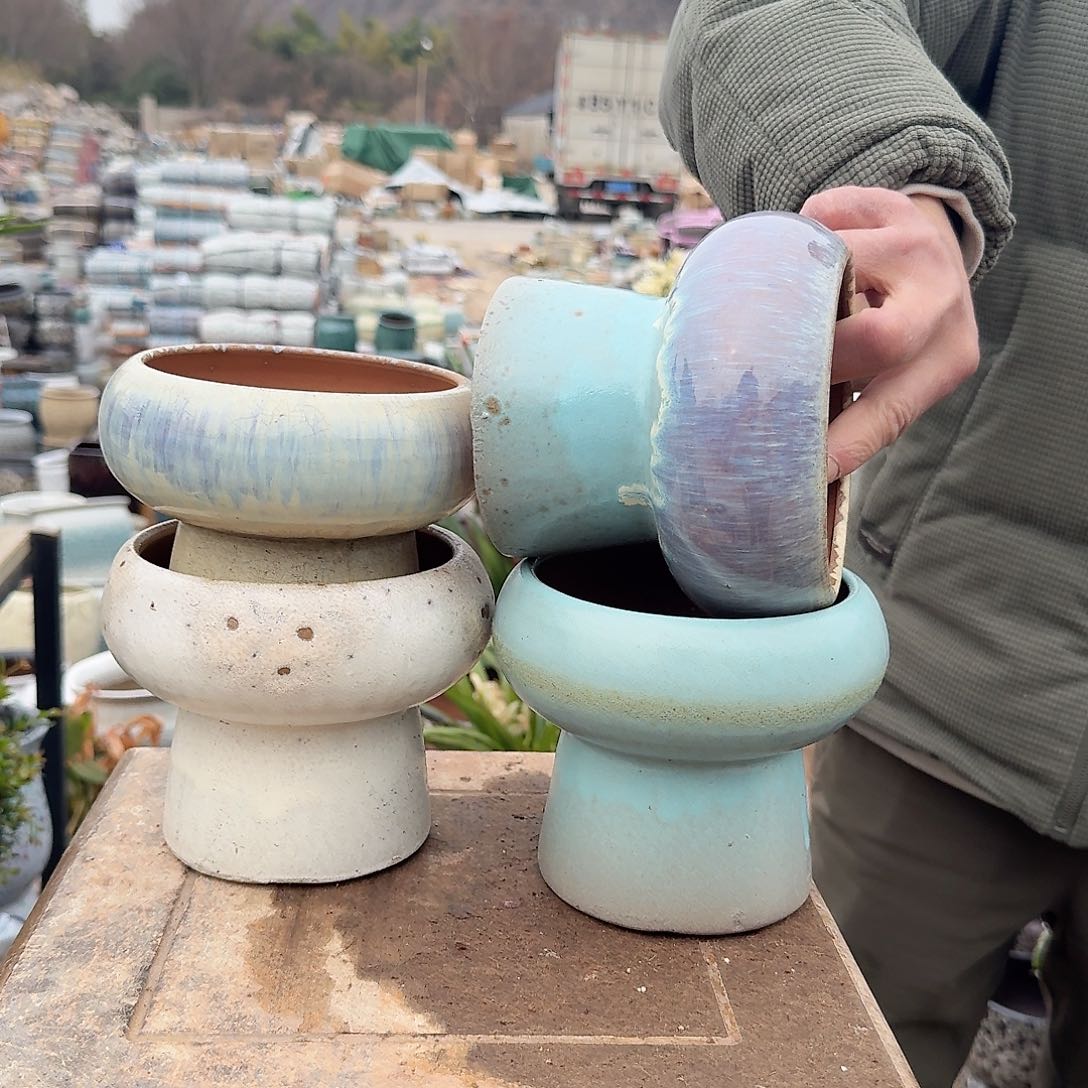 紫砂花盆口13高13（四个蘑菇