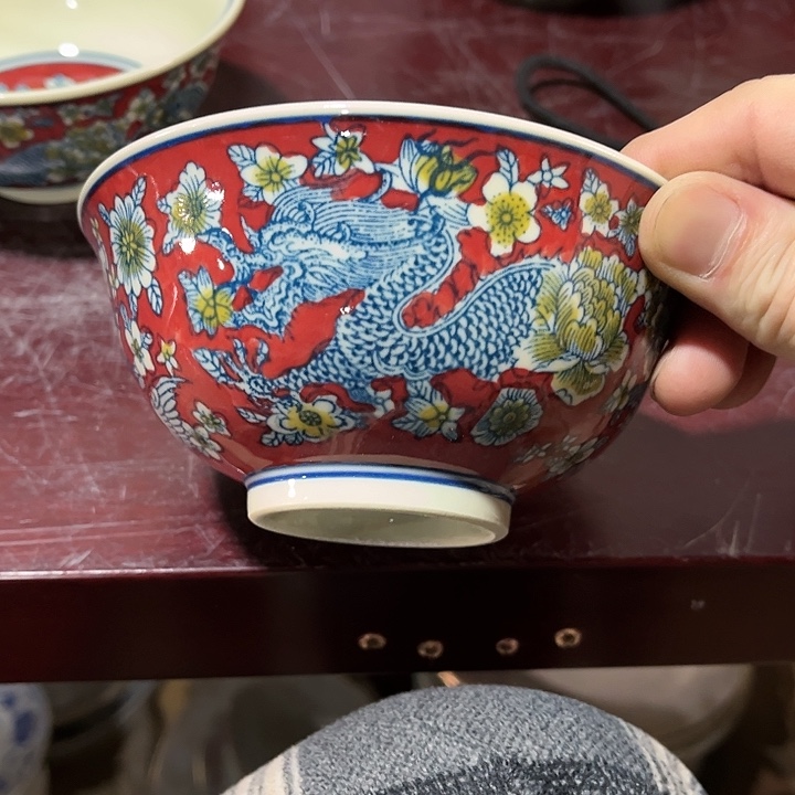 瓷片//////直径12.5厘米。黄西西。