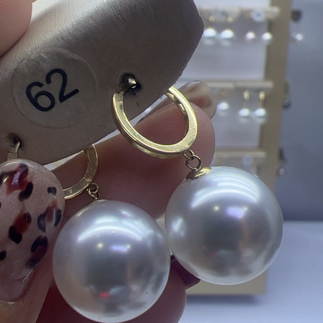 淡水珍珠耳饰18K金镶嵌