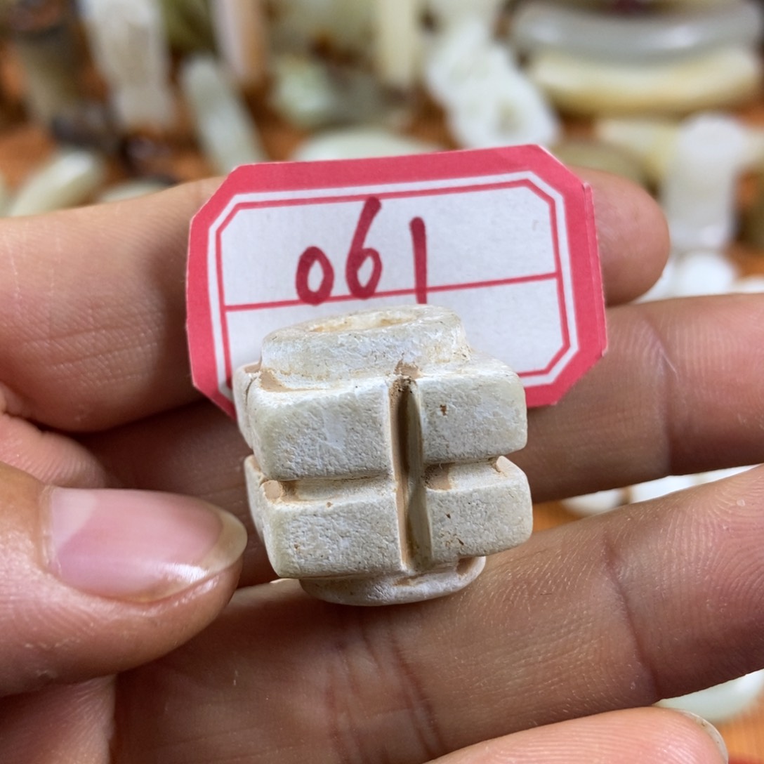 和田玉和田玉未镶嵌