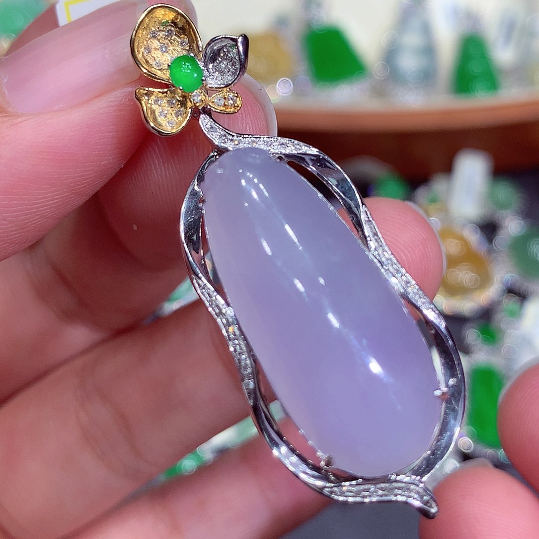 翡翠18K金镶嵌吊坠(不含链)