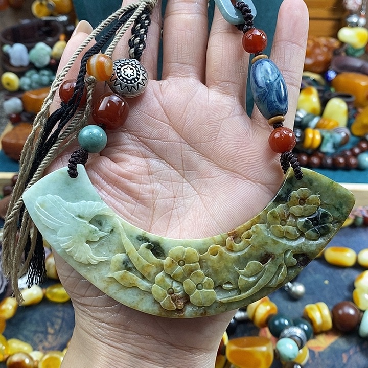 翡翠未镶嵌项链项链