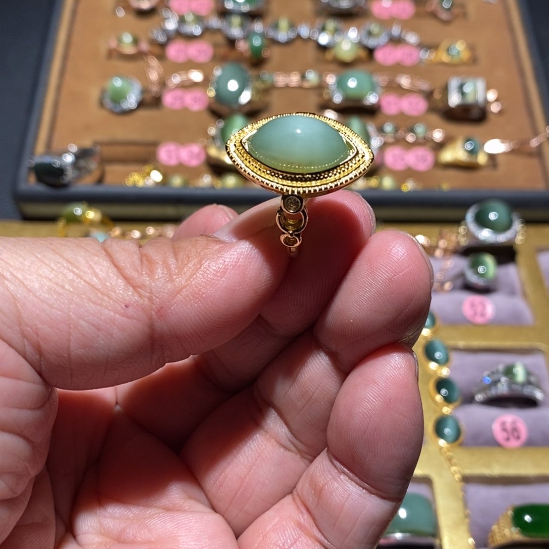 和田玉（碧玉）戒指未镶嵌