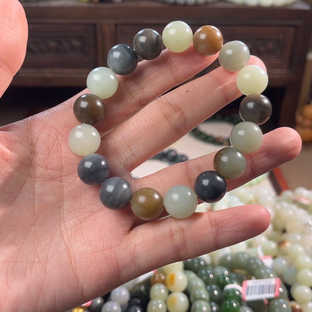 和田玉未镶嵌手链