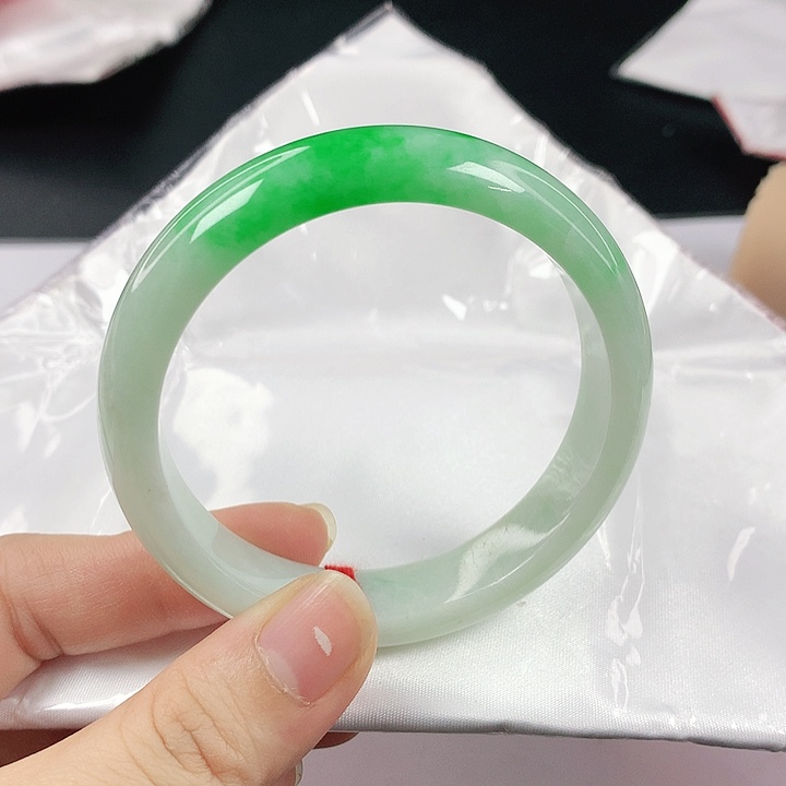 未镶嵌手镯翡翠翡翠757