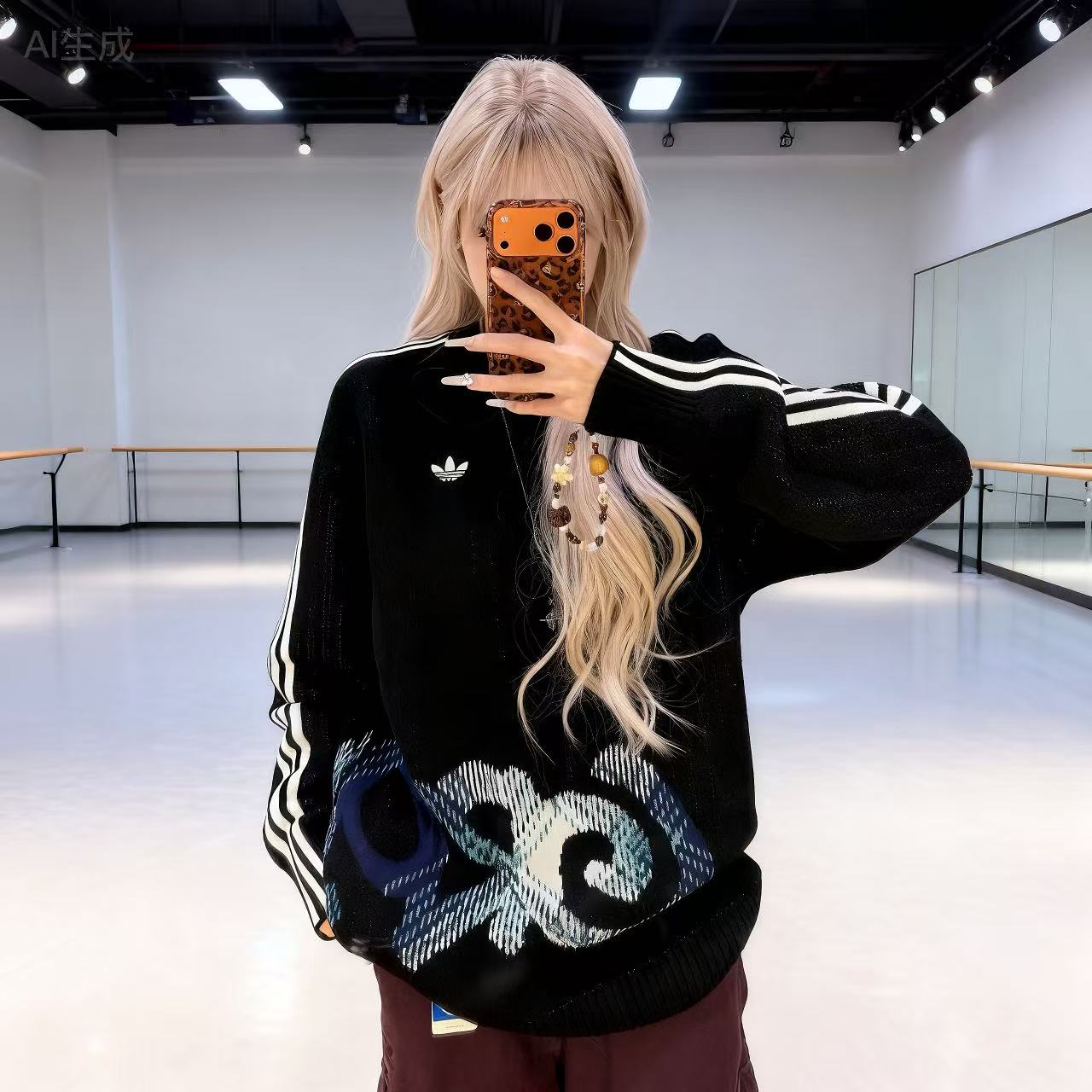 adidas/阿迪达斯PLAID SWEATSHIRT 百搭运动宽松针织衫KC0110