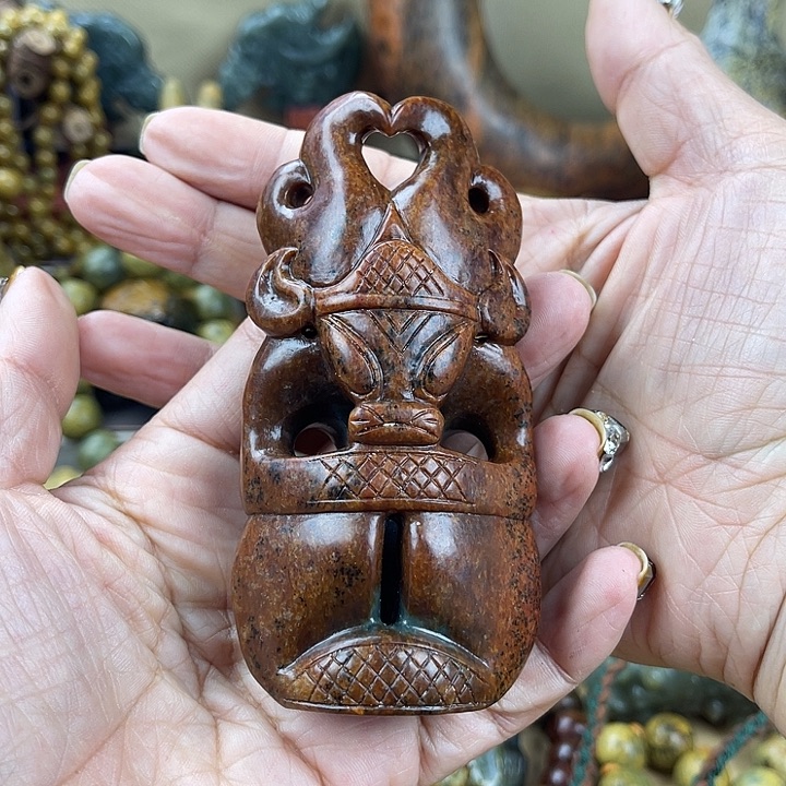 岫岩河磨玉（透闪石质玉）把件未镶嵌