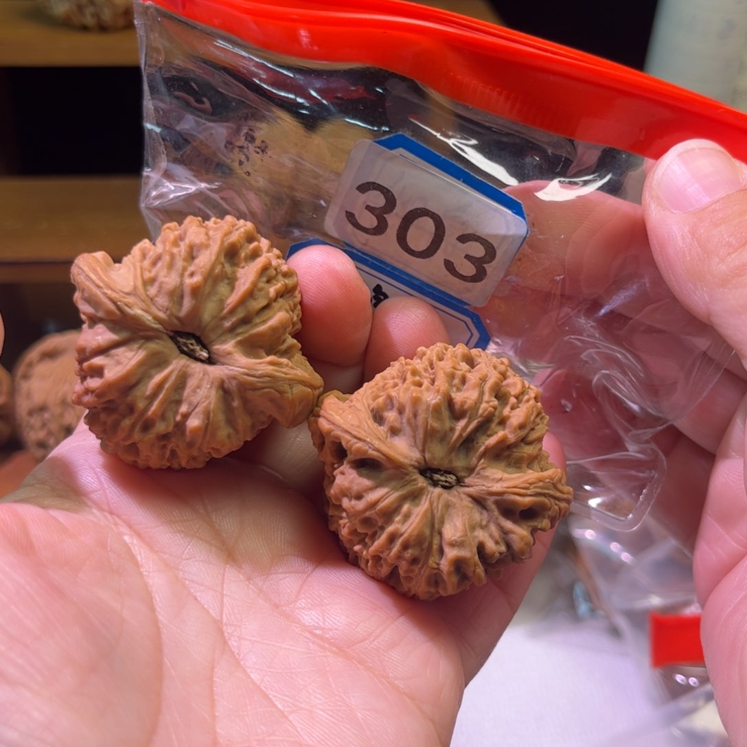 吊坠文玩核桃南疆42