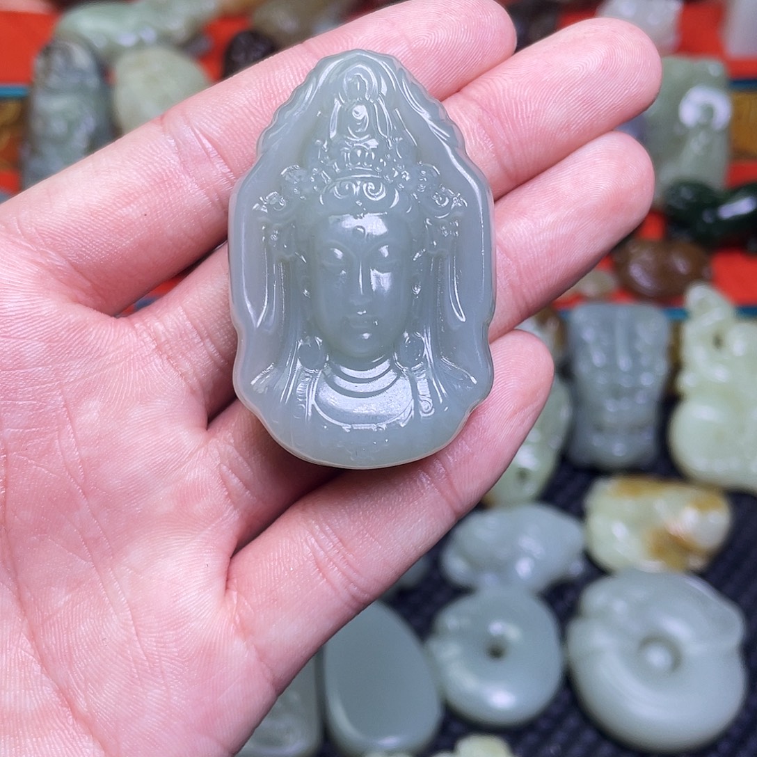 和田玉未镶嵌颈饰